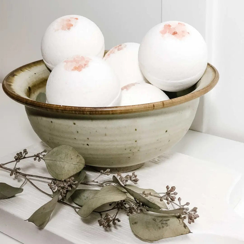 Ivy Lynne Home Bath & Body Bath bombs